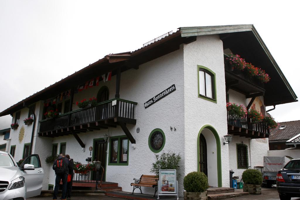 Ferienwohnungen Gaestehaus Sonnenkreis Ruhpolding Bagian luar foto